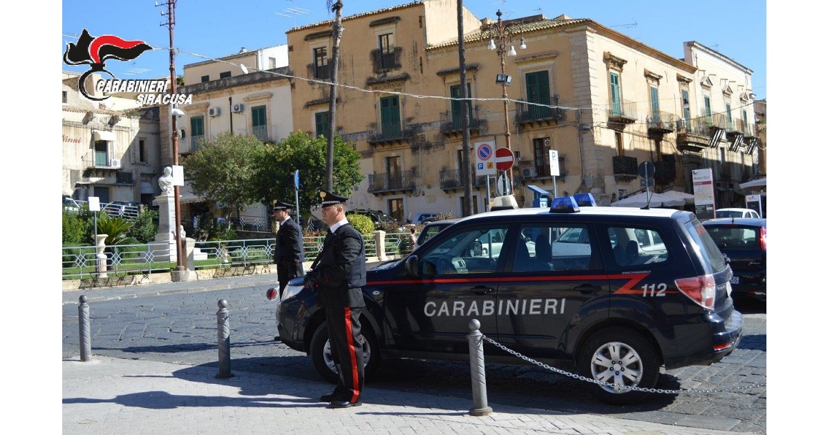 con la sua auto aveva impattato violentemente contro il muro. Segnalato alla Prefettura