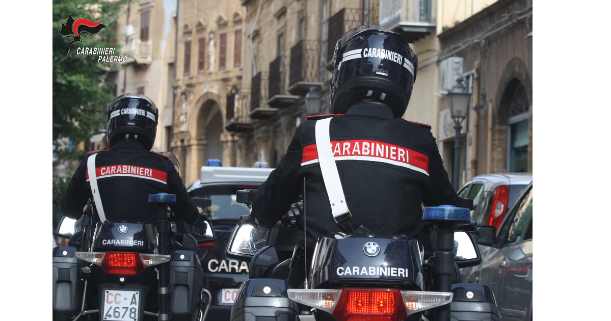 I CC di Palermo Piazza Verdi hanno arrestato in carcere un 26enne che con un coltello aveva compiuto una rapina