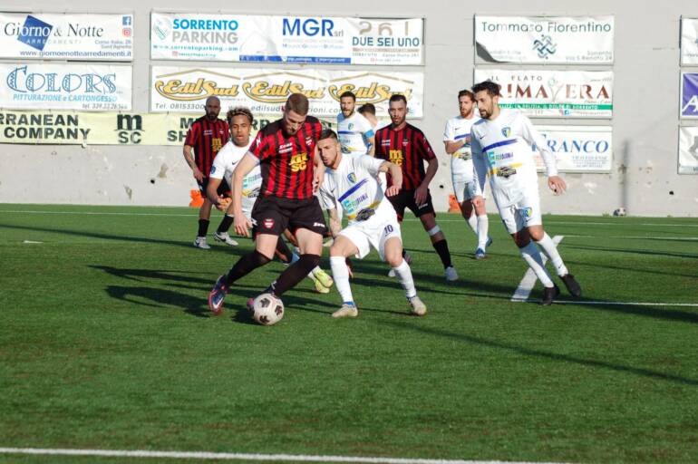 Sorrento, ritorno in campo amaro: il Cerignola cala il tris
