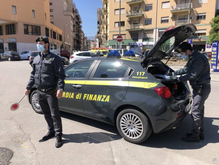 Percezione illecita di contributo a fondo perduto, 3 imprenditori denunciati