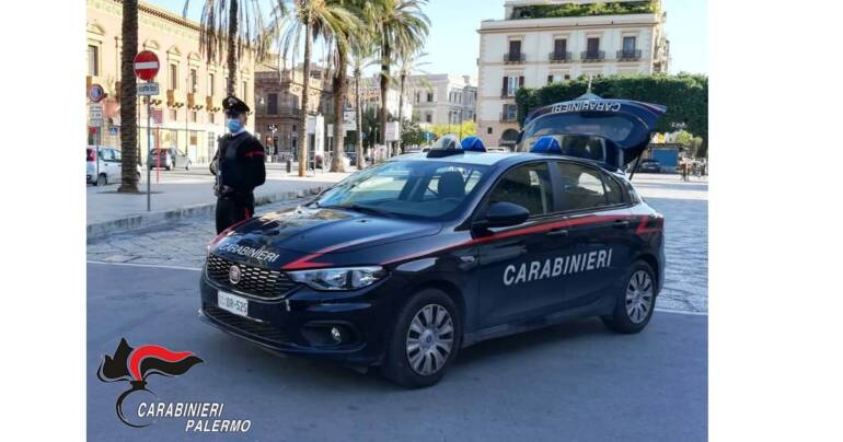 Arrestati cinque rapinatori in due distinte operazioni di servizio
