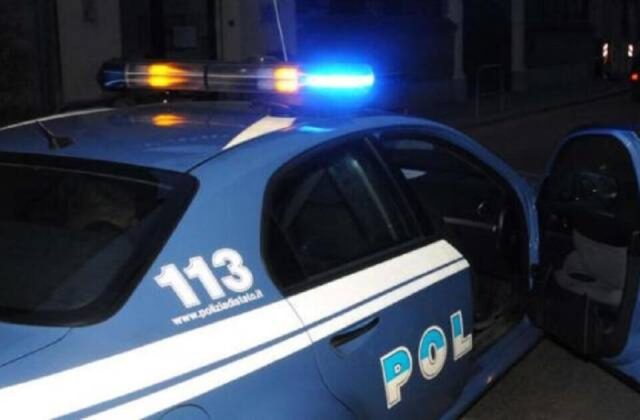 Rapinatore ruba un cellulare; scoperto e arrestato