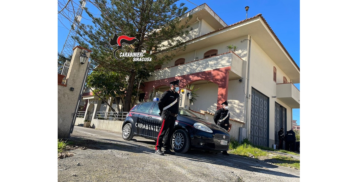 Confisca eseguita dai CC del Nucleo Investigativo del Comando Provinciale di Siracusa a un uomo di spicco del clan