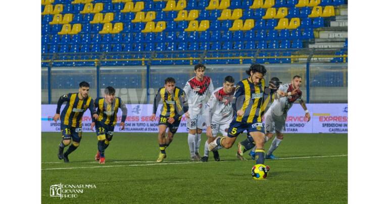 Juve Stabia, le Vespe si preparano al ritiro di Pescocostanzo: il punto sulle ultime trattative di mercato