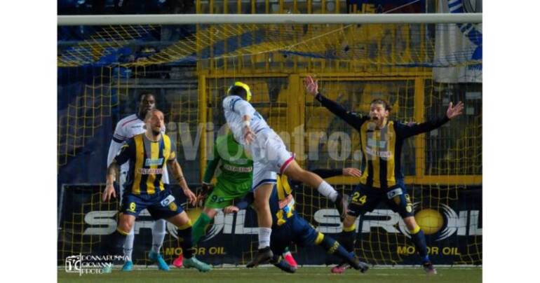 Juve Stabia – Vibonese (3-1): I voti ai calciatori gialloblè