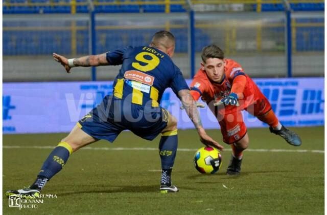 Juve Stabia – Vibonese (3-1): Le foto dei calciatori in campo