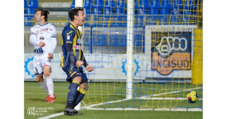 Juve Stabia, prolungati i contratti di Bentivegna e Caldore fino al 30 giugno 2024
