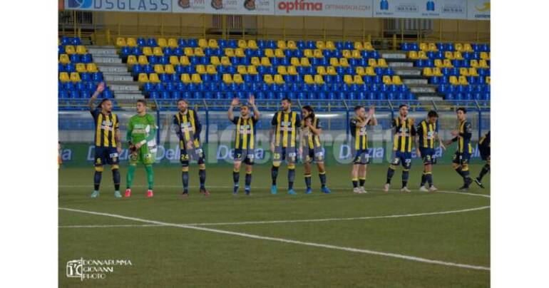 Juve Stabia, presentata oggi tutta la documentazione e completati tutti gli adempimenti per l’iscrizione al prossimo campionato di Lega Pro