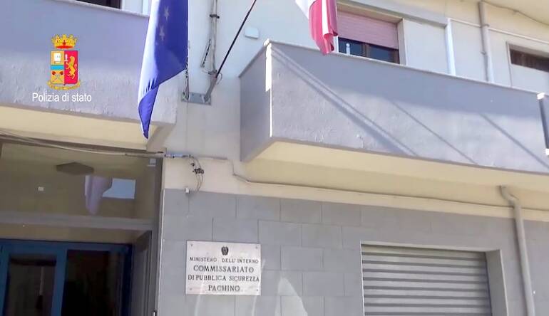 Operazione “Banda bassotti”: 4 arresti per rapine, furti ed estorsioni