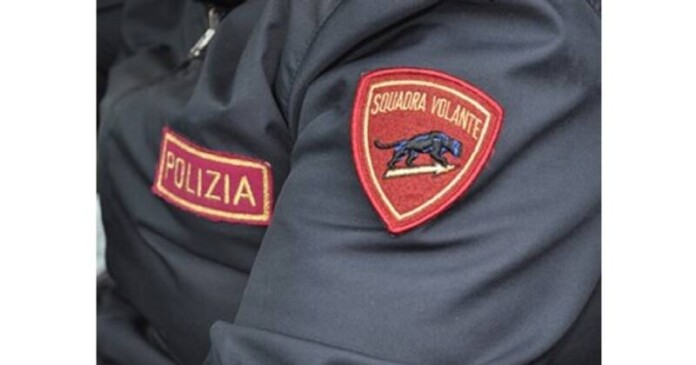 La Polizia di Stato di Messina ha arrestato due ladri sorpresi mentre rovistavano all’interno di un’abitazione