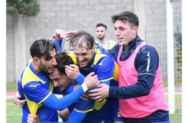 Ischia, De Luise: “Aspettavo questo gol! Ora dobbiamo crederci”