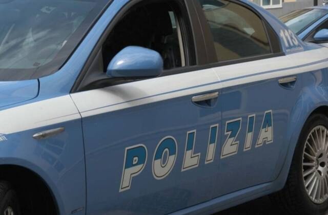 Questore Napoli emette 10 DASPO per eventi sportivi