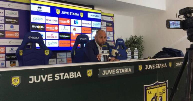 Foresti (DG Catanzaro): “Ci siamo stufati! Un rigore negato e l’espulsione di Martinelli inesistente”