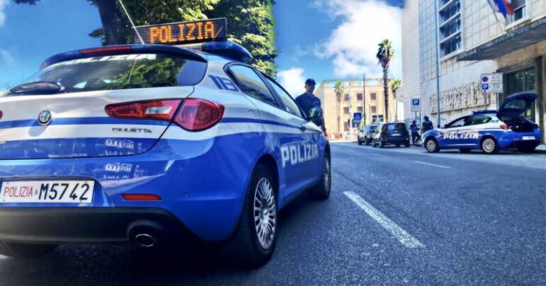 Rafforzato il controllo: sequestrata marijuana e cocaina, 2 denunce, per furto e l’altra per resistenza