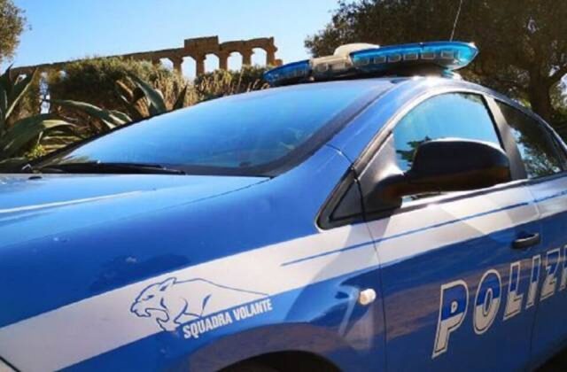 Controllava la ex con una app sul cellulare: napoletano in arresto