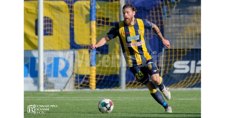 Marco Caldore: il difensore della Juve Stabia con il vizio del gol