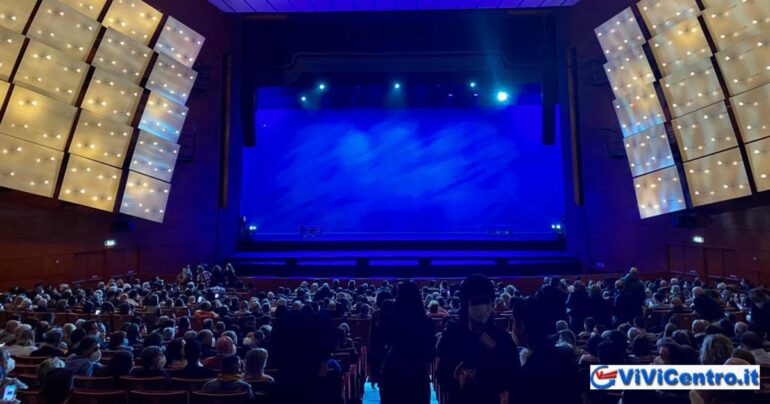 Notre Dame de Paris lascia Milano dopo un mese di repliche