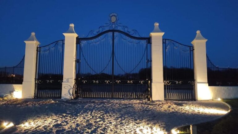 Eccellenze stabiesi: ARTMETAL srl sbarca in Normandia