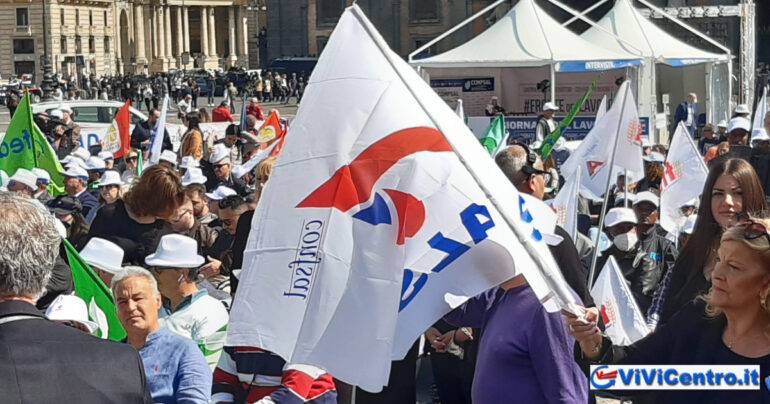 Napoli, Piazza Plebiscito, Manifestazione Nazionale Confsal 1° maggio 22
