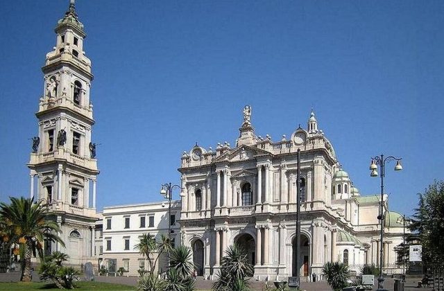 Violenta rissa a Pompei, volano piatti e posate: Le forze dell’ordine arrestano tre uomini