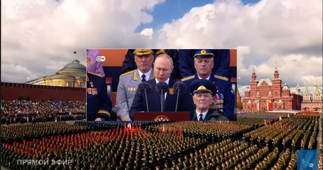 Vladimir Putin difende l'invasione nel Giorno della VittoriaVladimir Putin difende l'invasione nel Giorno della Vittoria