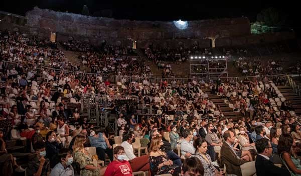dalla Presidenza della Regione Siciliana - È l'ora del 68° Taormina Film Fest. C'è Ford Coppola per i 50 anni de Il Padrino