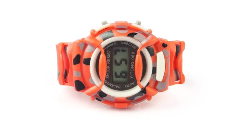 “COURTESY WATCH”: Orologio per i turisti di Napoli