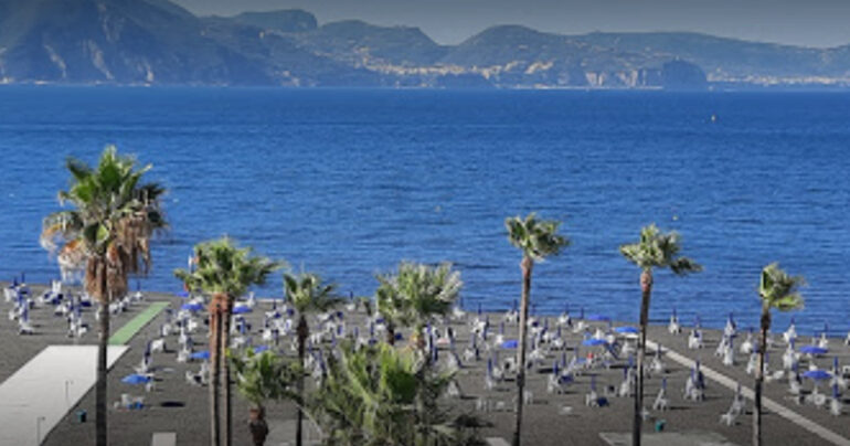 Madre distratta, Bagnini in pausa pranzo, Vittoria Scarpa morta!