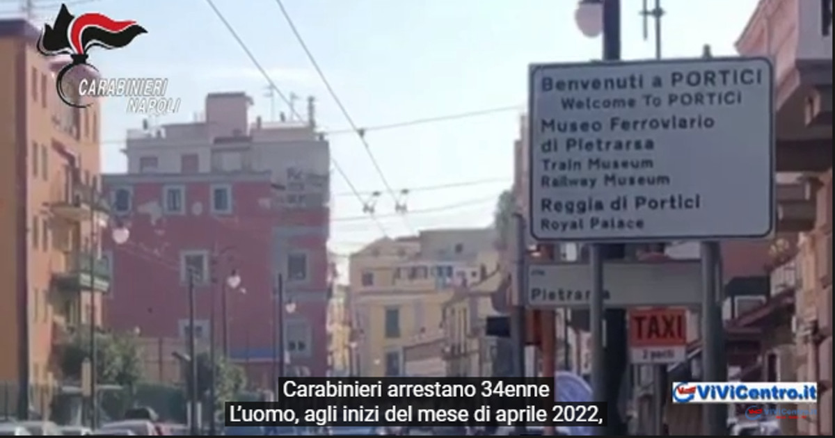 PORTICI, rapine a studenti fuori da scuola Carabinieri arrestano 34enne
