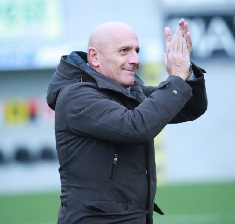 Maiuri “torna a Surriento”: presentato il nuovo allenatore