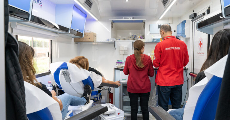 Croce Rossa Italiana, Emergenza sangue: “c’e’ una carenza drammatica”