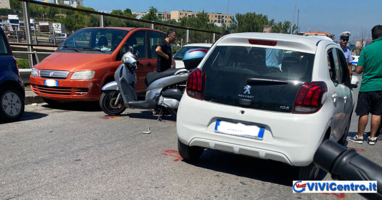Gragnano: ancora un impatto tra un’auto e una moto. 1 Ferito