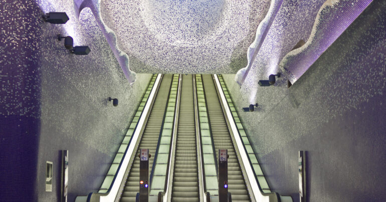 Toledo: la fermata metropolitana dei sogni della Città di Napoli