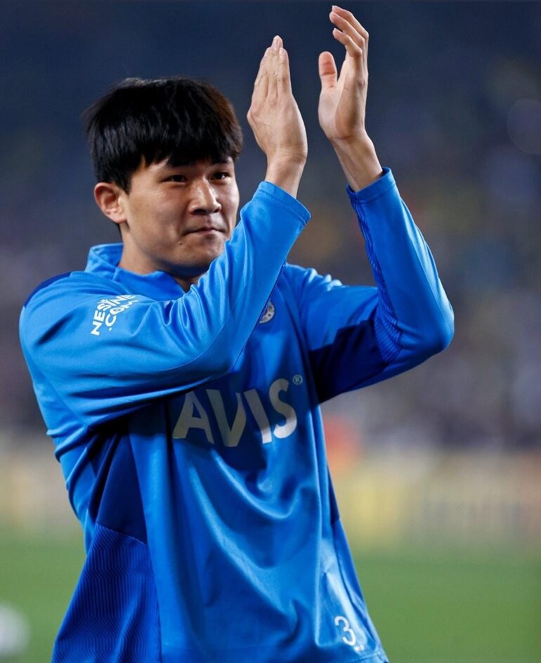 Kim Min-Jae: visite mediche a Villa Stuart