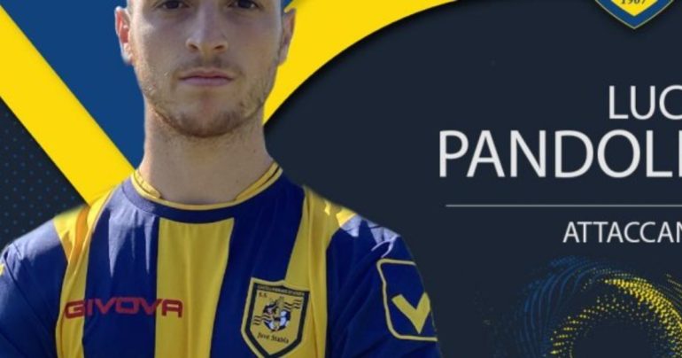 Juve Stabia, colpo in attacco: è ufficiale l’arrivo di Luca Pandolfi, ex Turris, Brescia e Cosenza