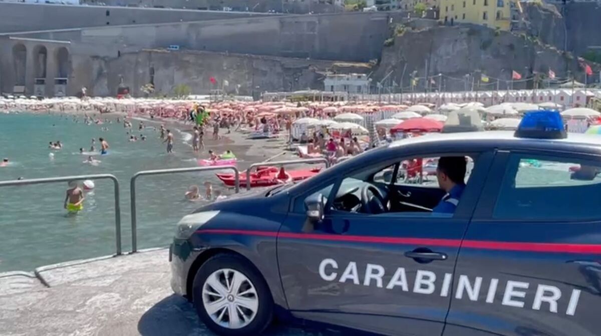 Carabinieri Sorrento; controlli a tappeto sui bagnanti