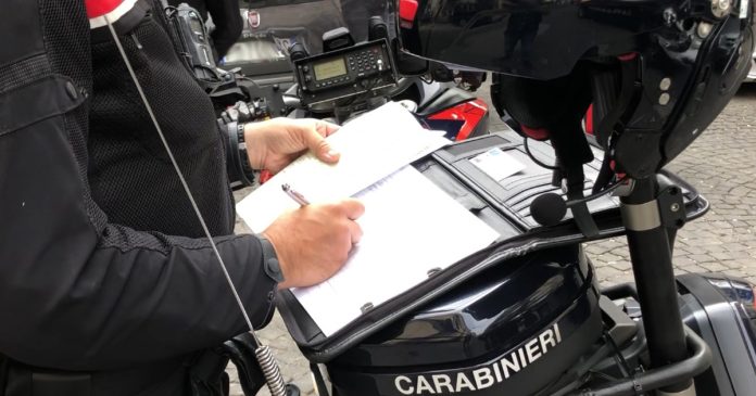 Castellammare di Stabia, Carabinieri motociclisti controlli
