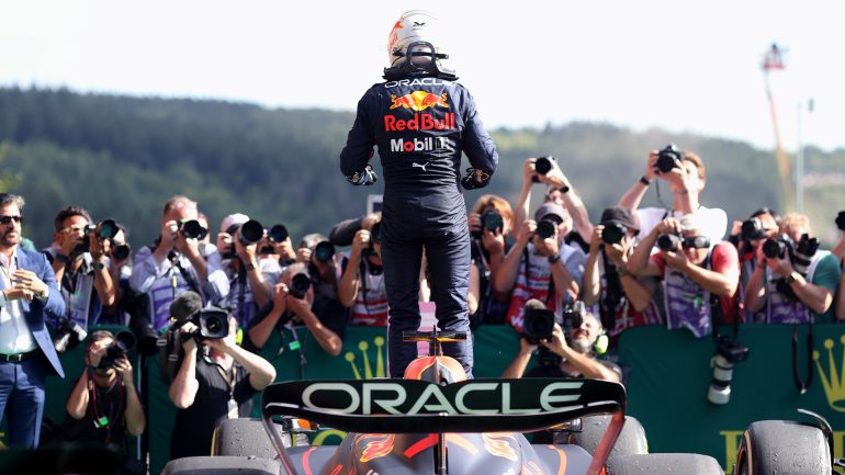 F1, in Belgio non c’è storia! Domina Verstappen che scappa nel mondiale