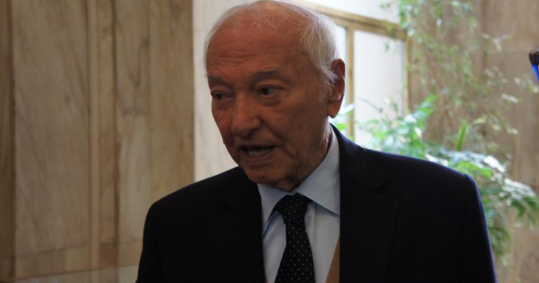 L’ultimo saluto a Piero Angela dal figlio Alberto Angela che ne raccoglie “l’eredità” spirituale