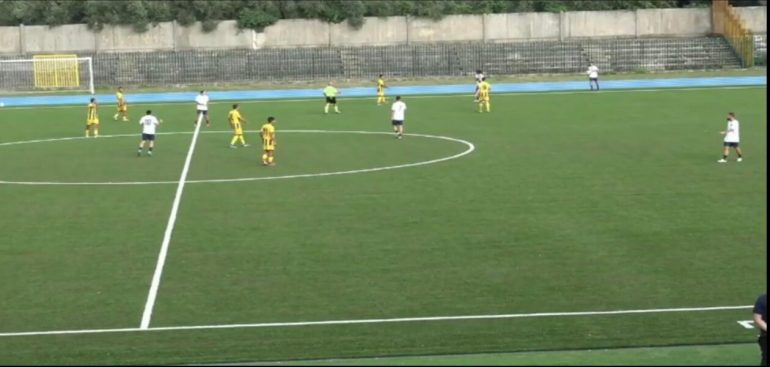 Afragolese-Juve Stabia 1-1, a vincere è la pioggia: gara sospesa al minuto 55 a Solofra