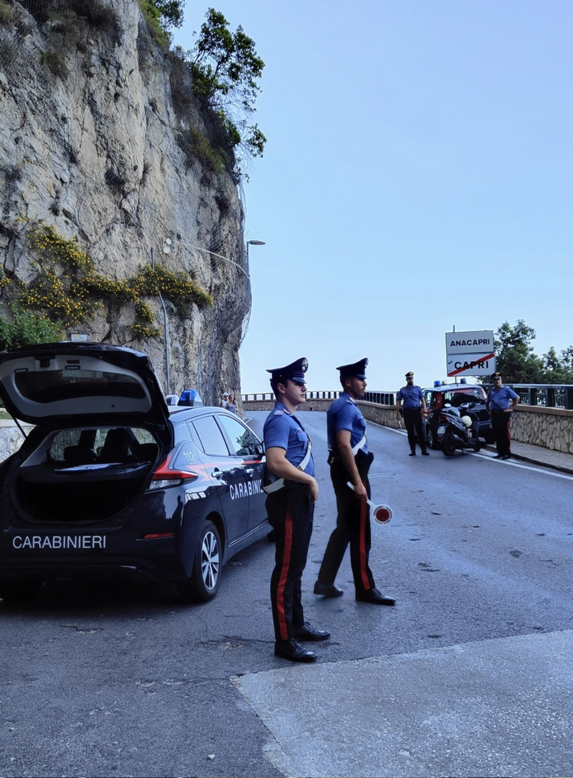 controlli carabinieri capri