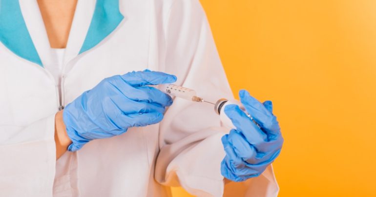 In Italia mancano medici, ma dopo l’emergenza covid il Paese rinuncia a 100 dottori