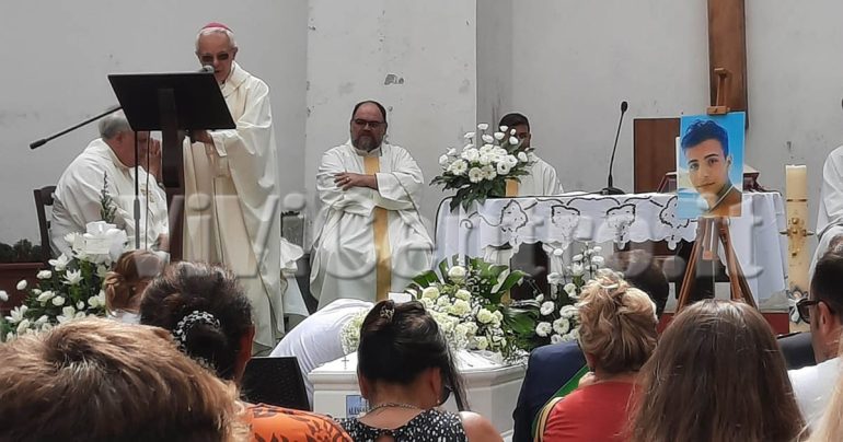 Gragnano – Alessandro Cascone vive: il giorno del dolore e della riflessione