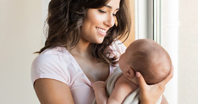 Vantaggi dell’allattamento al seno: cosa sapere