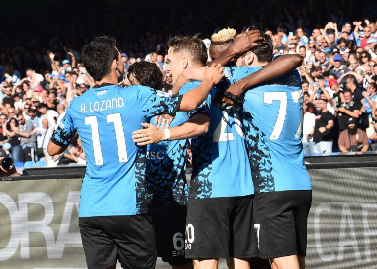 Napoli-Sassuolo è storia, gli azzurri centrano la tredicesima vittoria