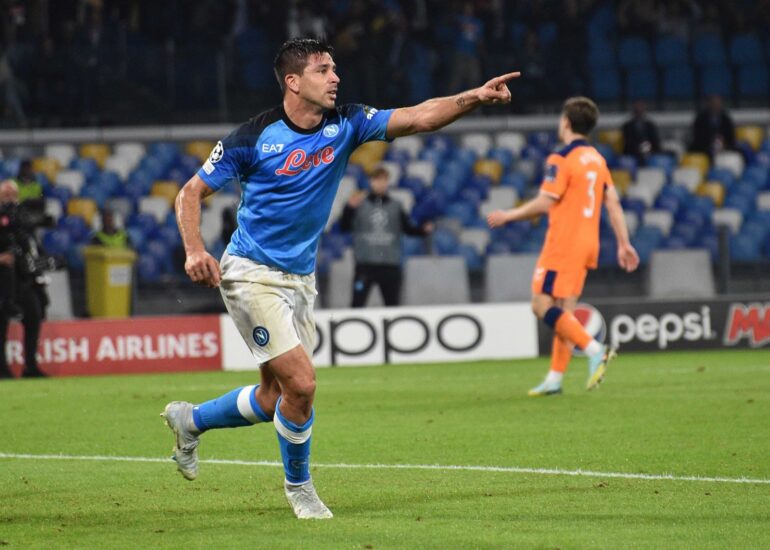 È un Napoli da Ch…olito! Doppietta e Rangers battuti 3-0