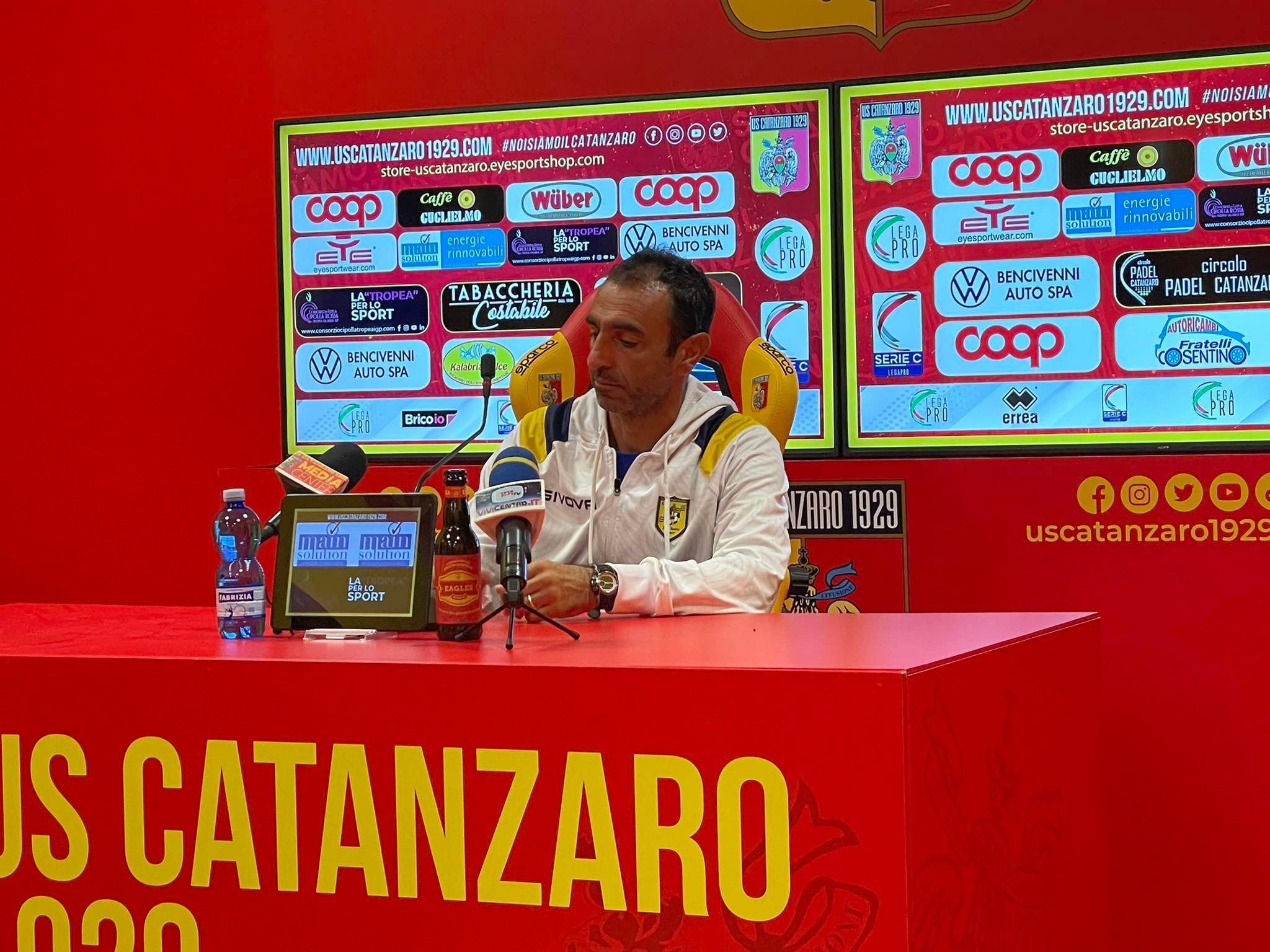 colucci juve stabia catanzaro