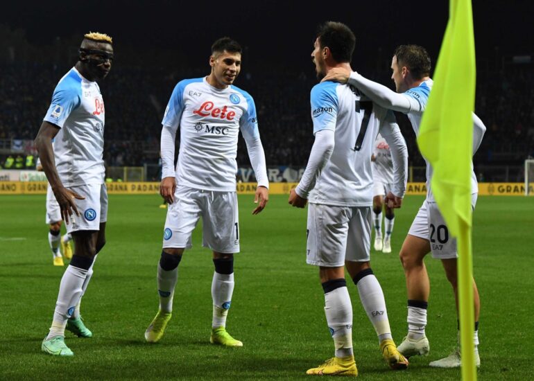 Napoli, sei infermabile! Battuta anche l’Atalanta 2-1