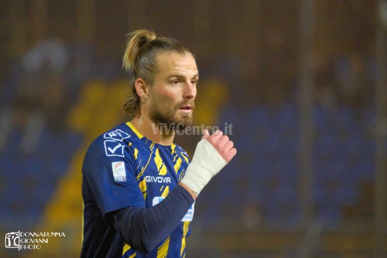 Juve Stabia, risoluzione per Santos. Ingaggiato Moreschini