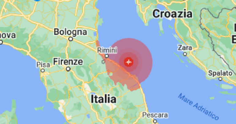 Terremoto nelle Marche: Scuole chiuse e istituti evacuati. Tanta paura